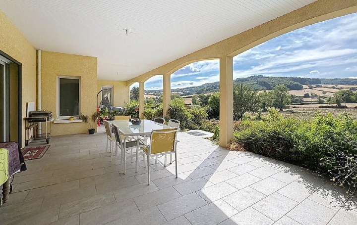 Maison MATOUR (71520)  174 m2 370 000 € 