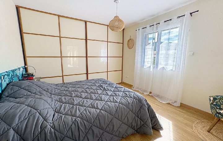 Maison MATOUR (71520)  174 m2 370 000 € 