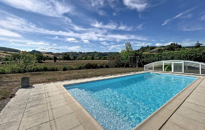 Maison MATOUR (71520)  174 m2 370 000 € 