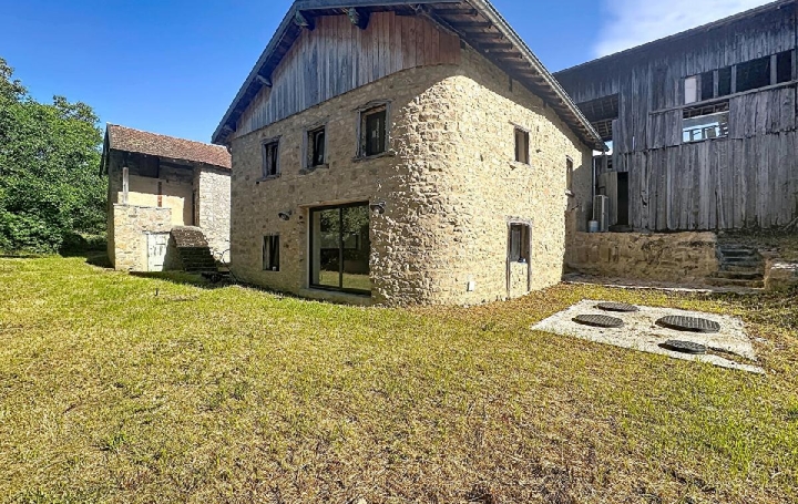 Maison 5 pièces 147 m² · à Deux-Grosnes · 147 m² · 262 000 €