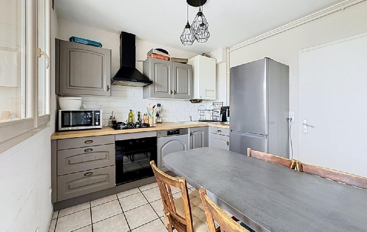 4 Pièces MACON (71000)  76 m2 125 900 € 