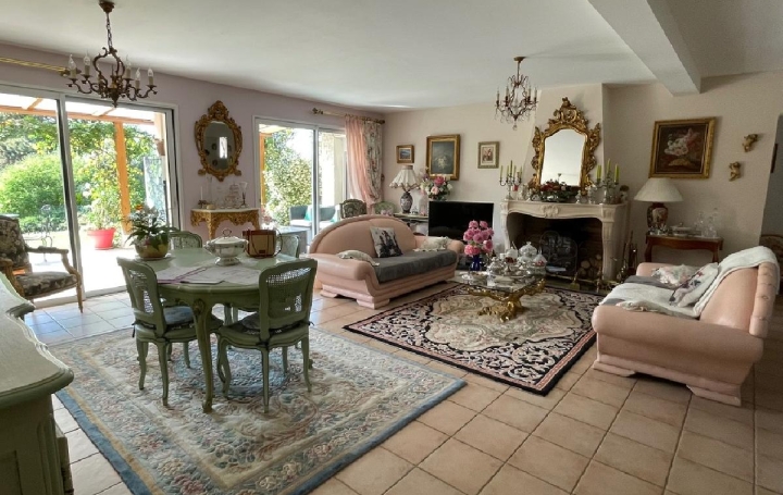Maison BURGY (71260)  163 m2 330 000 € 