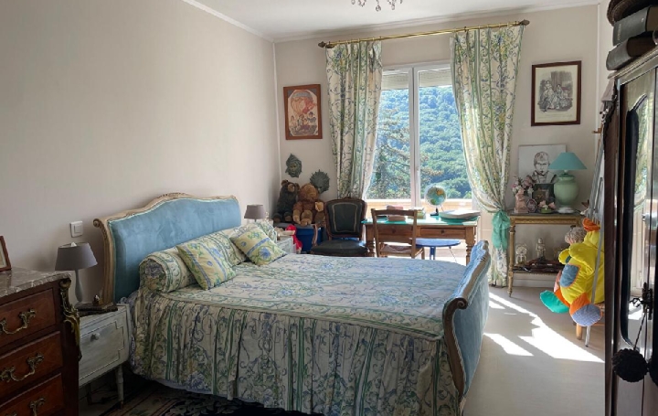 Maison BURGY (71260)  163 m2 330 000 € 
