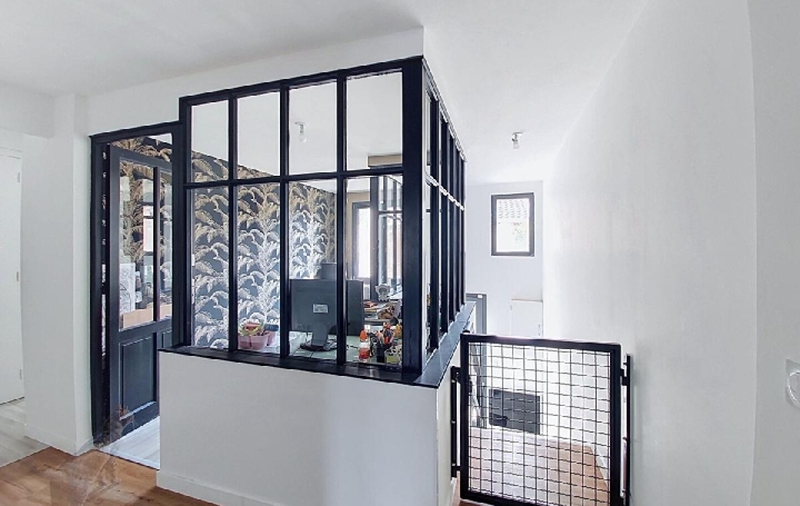 Maison LANTIGNIE (69430)  220 m2 335 000 € 
