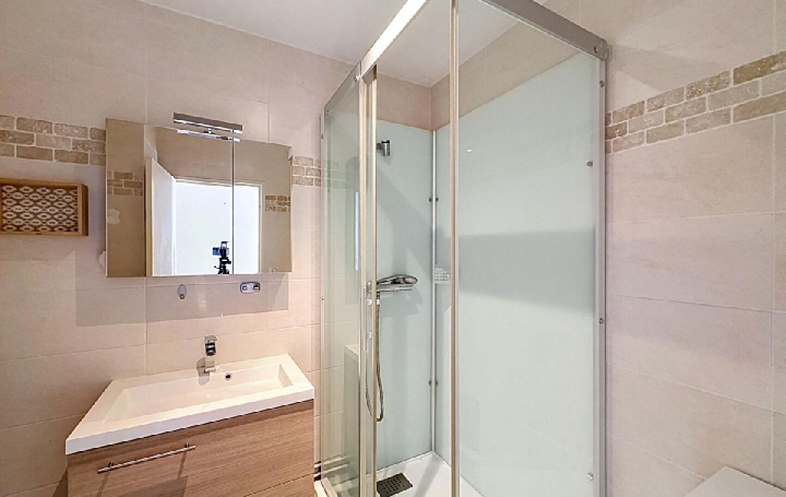 3 Pièces MACON (71000)  63 m2 105 000 € 