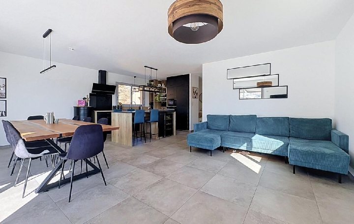 Maison DONZY-LE-PERTUIS (71250)  100 m2 310 000 € 