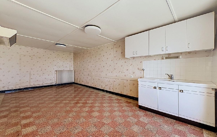 Maison BISSY-LA-MACONNAISE (71260)  154 m2 220 500 € 