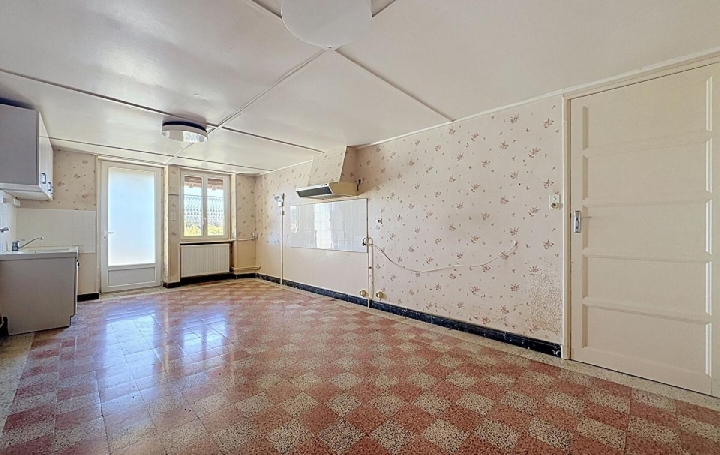 Maison BISSY-LA-MACONNAISE (71260)  154 m2 220 500 € 
