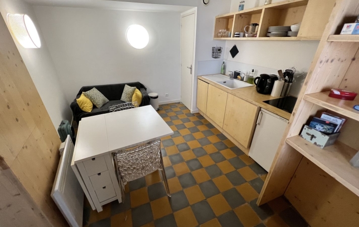 2 Pièces NANTES (44200)  33 m2 600 € 