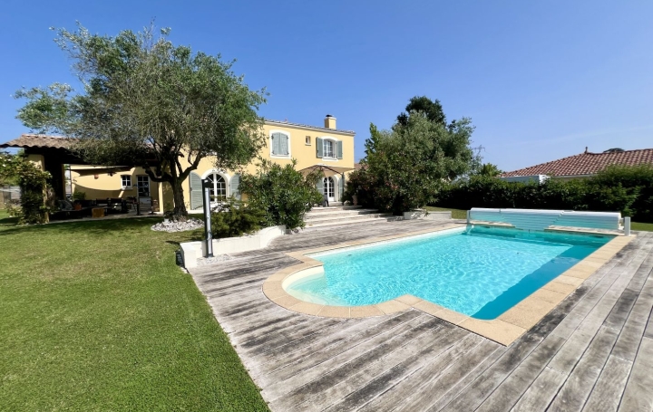 Domaine VERTOU (44120)  216 m2 1 100 000 € 