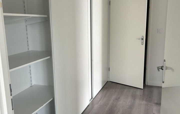 3 Pièces NANTES (44000)  65 m2 262 500 € 