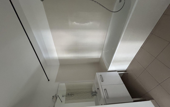 3 Pièces NANTES (44000)  65 m2 262 500 € 