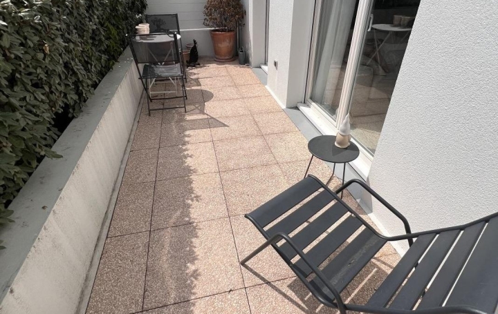 2 Pièces NANTES (44300)  47 m2 220 000 € 