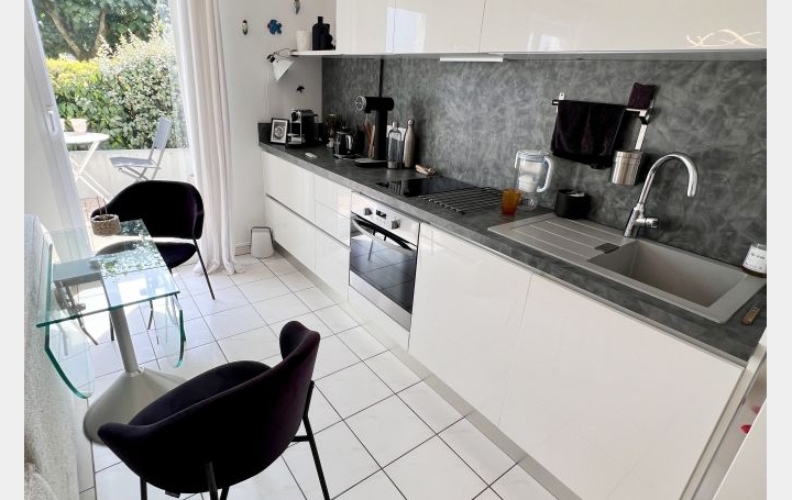 2 Pièces NANTES (44300)  47 m2 220 000 € 