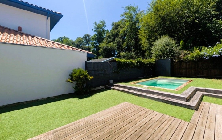 Villa ANGLET (64600)  100 m2 765 000 € 