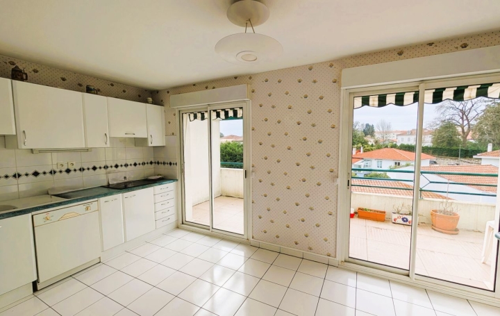 3 Pièces ANGLET (64600)  98 m2 496 000 € 