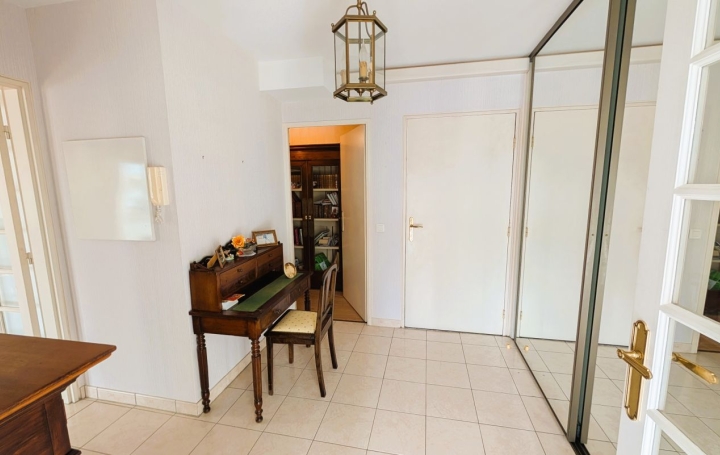 3 Pièces ANGLET (64600)  98 m2 496 000 € 