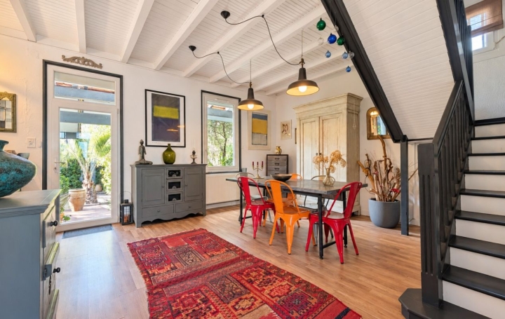 Maison DAX (40100)  100 m2 378 000 € 