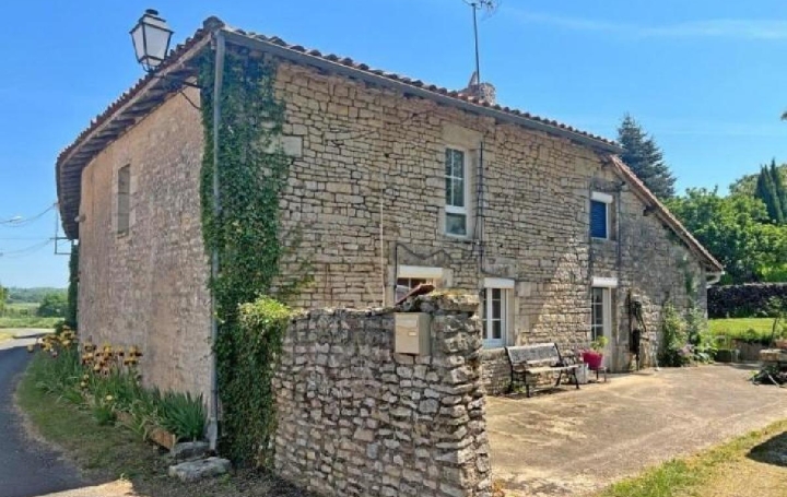 Maison NANTEUIL-EN-VALLEE (16700)  180 m2 149 950 € 