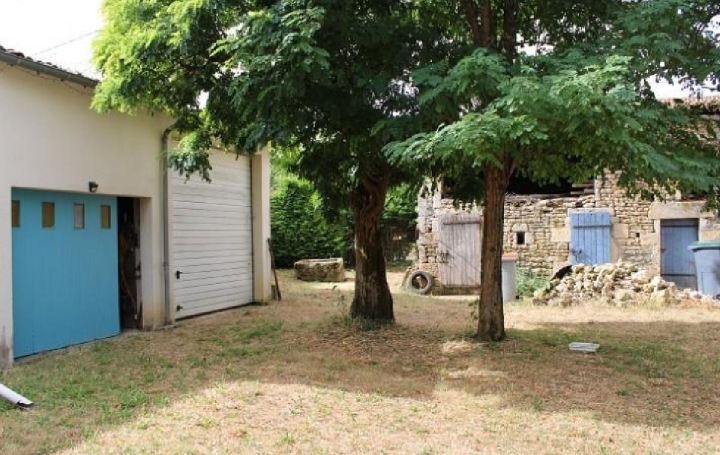 Maison VILLEFAGNAN (16240)  158 m2 138 290 € 