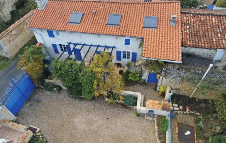 Maison / Villa MANSLE (16230) 152 m<sup>2</sup> 186 000 € 