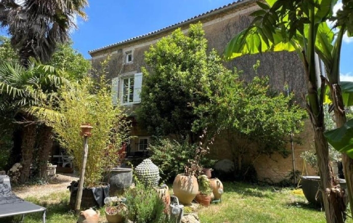 Maison VILLEFAGNAN (16240)  214 m2 255 300 € 