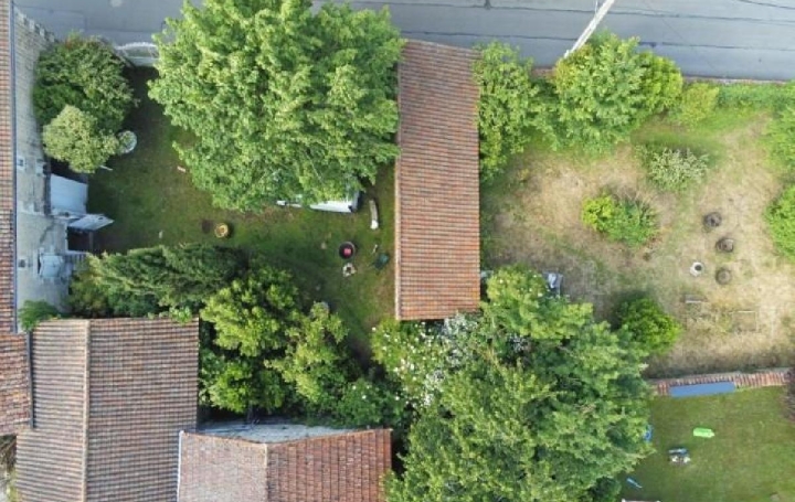 Maison VILLEFAGNAN (16240)  214 m2 244 680 € 