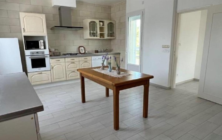 Maison AIGRE (16140)  122 m2 244 680 € 