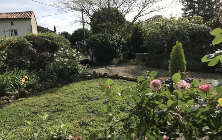 Maison CIVRAY (86400)  140 m2 138 700 € 