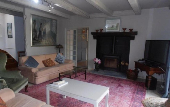 Maison CIVRAY (86400)  140 m2 138 700 € 