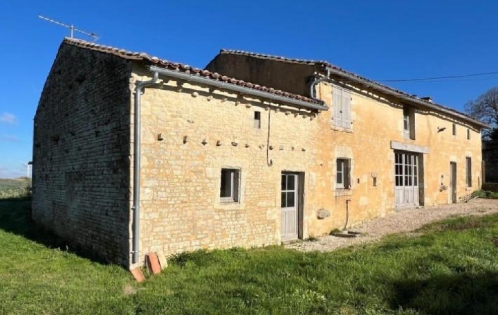Maison VILLEFAGNAN (16240)  112 m2 134 950 € 