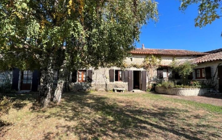 Maison CIVRAY (86400)  177 m2 168 000 € 