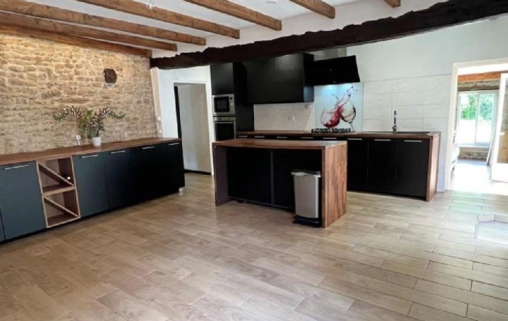 Maison VILLEFAGNAN (16240)  137 m2 159 570 € 