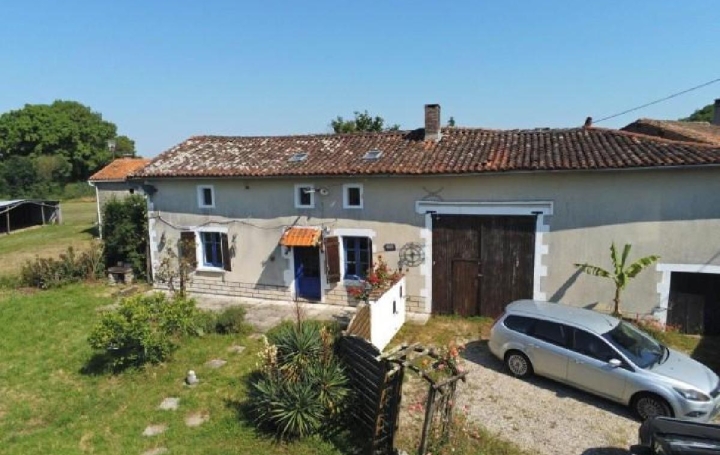 Maison CHAMPAGNE-MOUTON (16350)  145 m2 91 395 € 