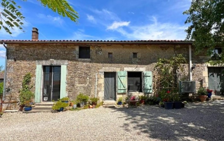Maison VILLEFAGNAN (16240)  122 m2 129 999 € 