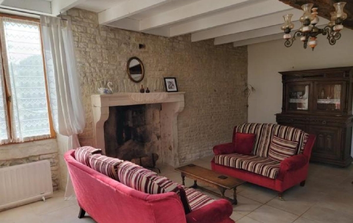 Maison VILLEFAGNAN (16240)  141 m2 148 700 € 