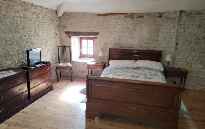 Maison VILLEFAGNAN (16240)  141 m2 148 700 € 