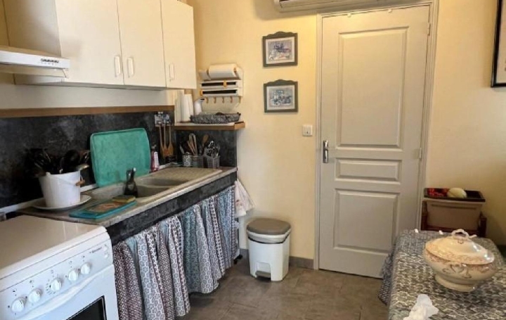 Maison RUFFEC (16700)  147 m2 180 800 € 