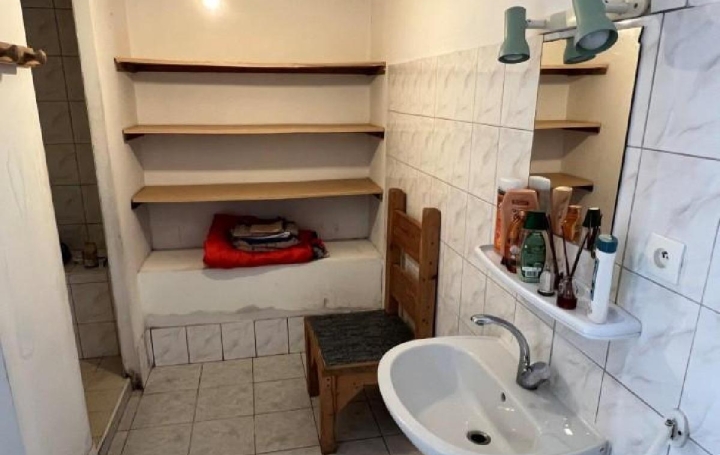 Maison VERTEUIL-SUR-CHARENTE (16510)  120 m2 80 645 € 