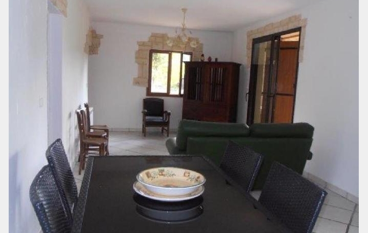 Maison CHEF-BOUTONNE (79110)  86 m2 107 500 € 