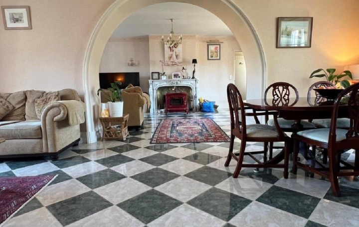 Maison AIGRE (16140)  302 m2 442 000 € 