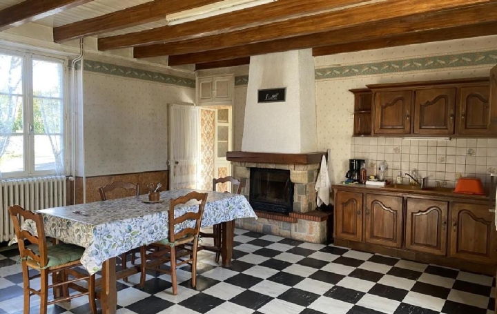 Maison NANTEUIL-EN-VALLEE (16700)  154 m2 127 650 € 