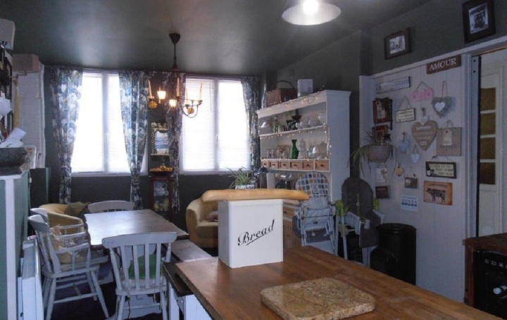 Maison VILLEFAGNAN (16240)  156 m2 158 500 € 