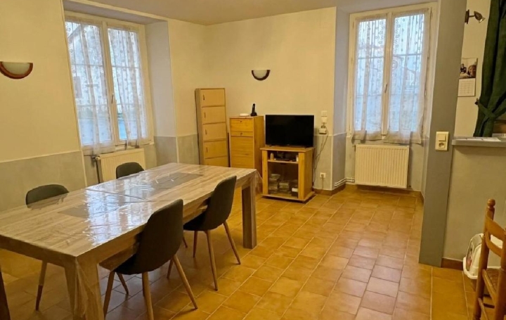 Maison VERTEUIL-SUR-CHARENTE (16510)  75 m2 65 000 € 