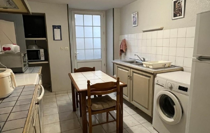 Maison VERTEUIL-SUR-CHARENTE (16510)  75 m2 65 000 € 