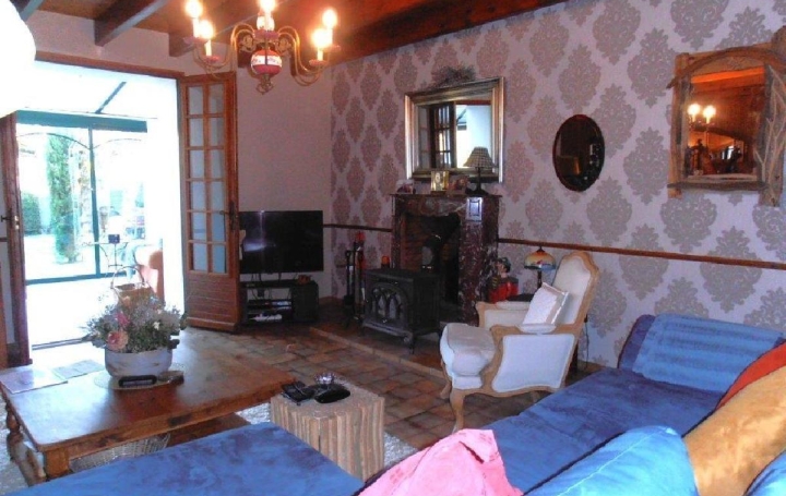 Maison SAUZE-VAUSSAIS (79190)  174 m2 249 950 € 