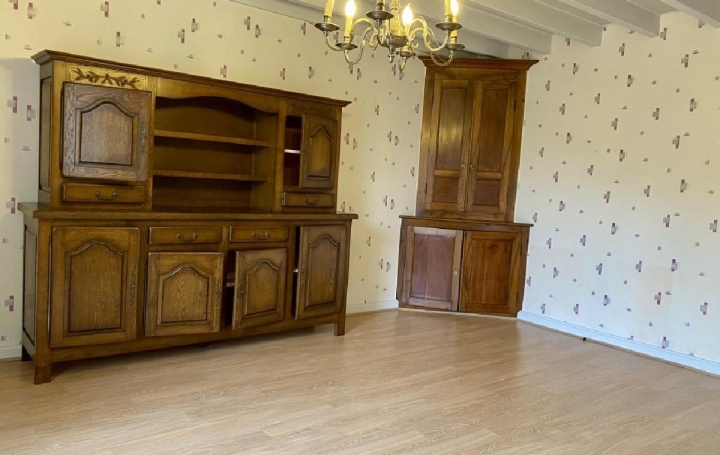 Maison VILLEFAGNAN (16240)  210 m2 202 000 € 