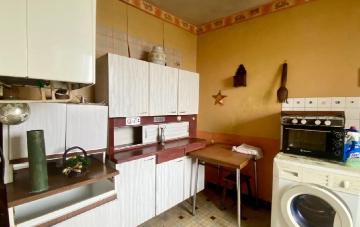 Maison AUNAC (16460)  74 m2 45 000 € 