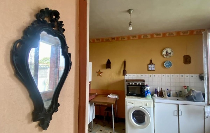 Maison AUNAC (16460)  74 m2 45 000 € 