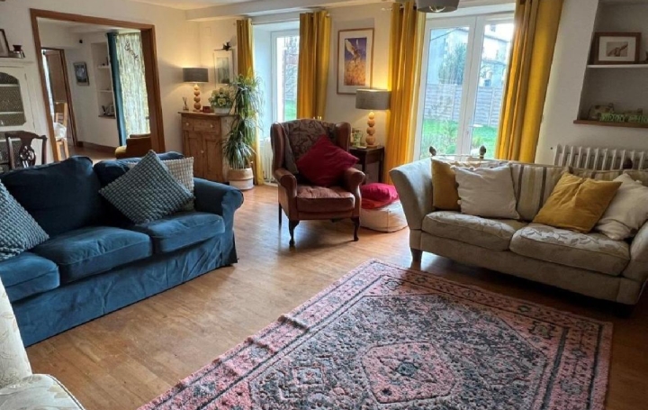 Maison CIVRAY (86400)  185 m2 249 950 € 